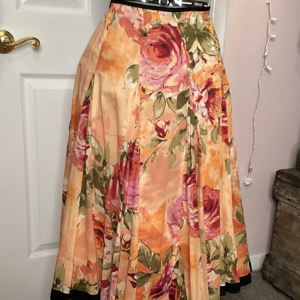 The J. Peterman Company Orange Floral Cirlce Skirt Womens 8
